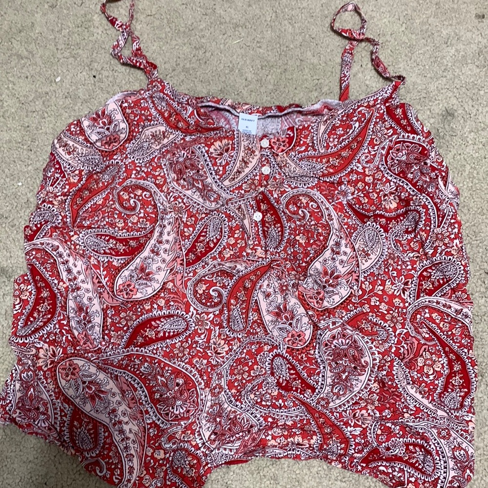 old navy tank top